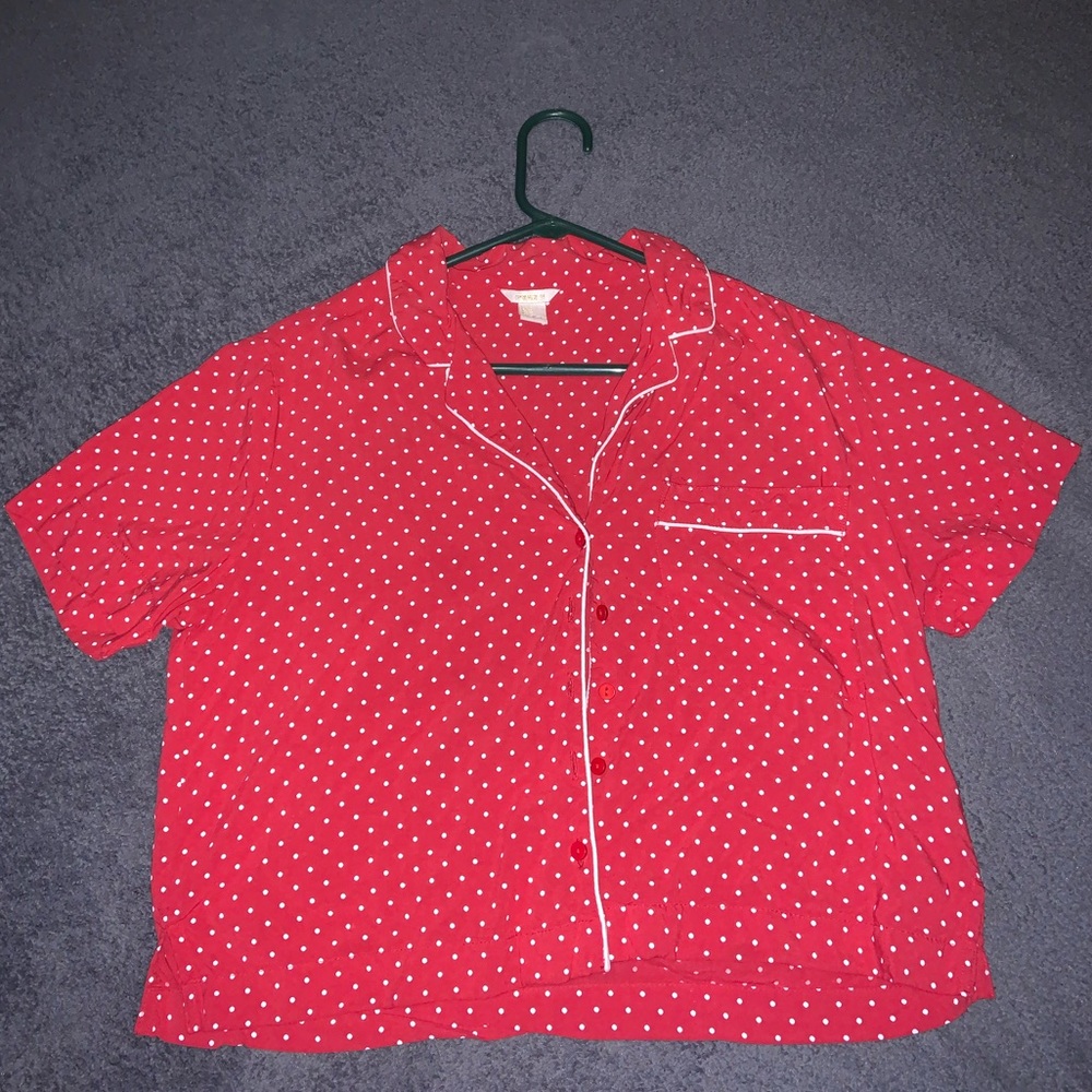 Red polka dot collared blouse